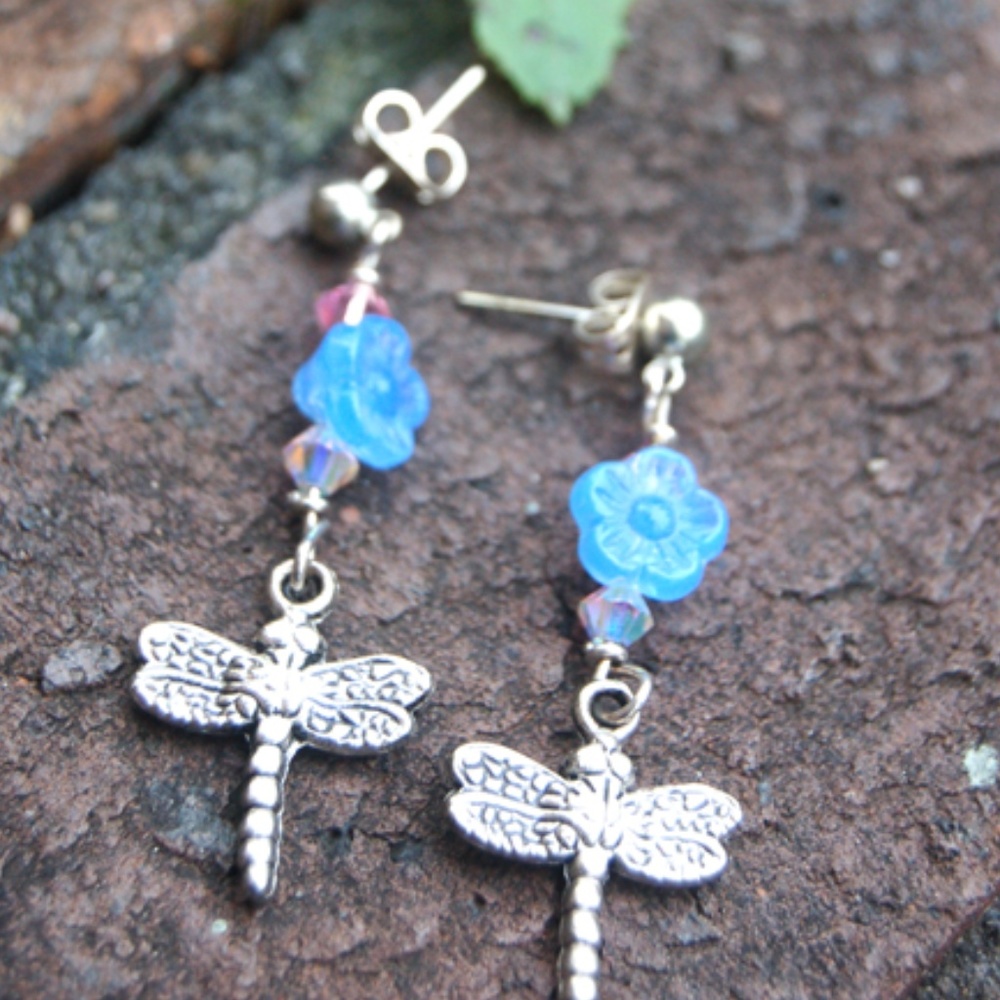 Dragonflies of Spring Periwinkle Earrings